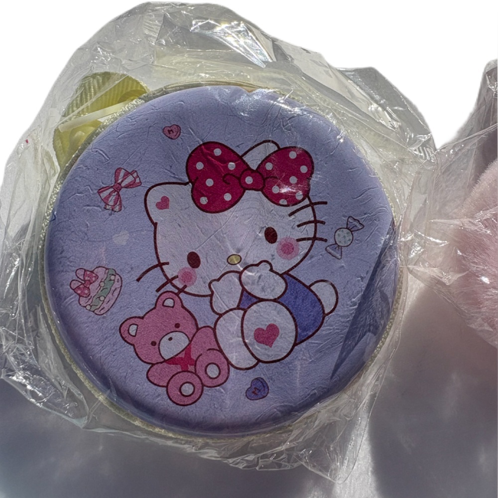 Hello Kitty Bundle Sanrio - Picture 3 of 13